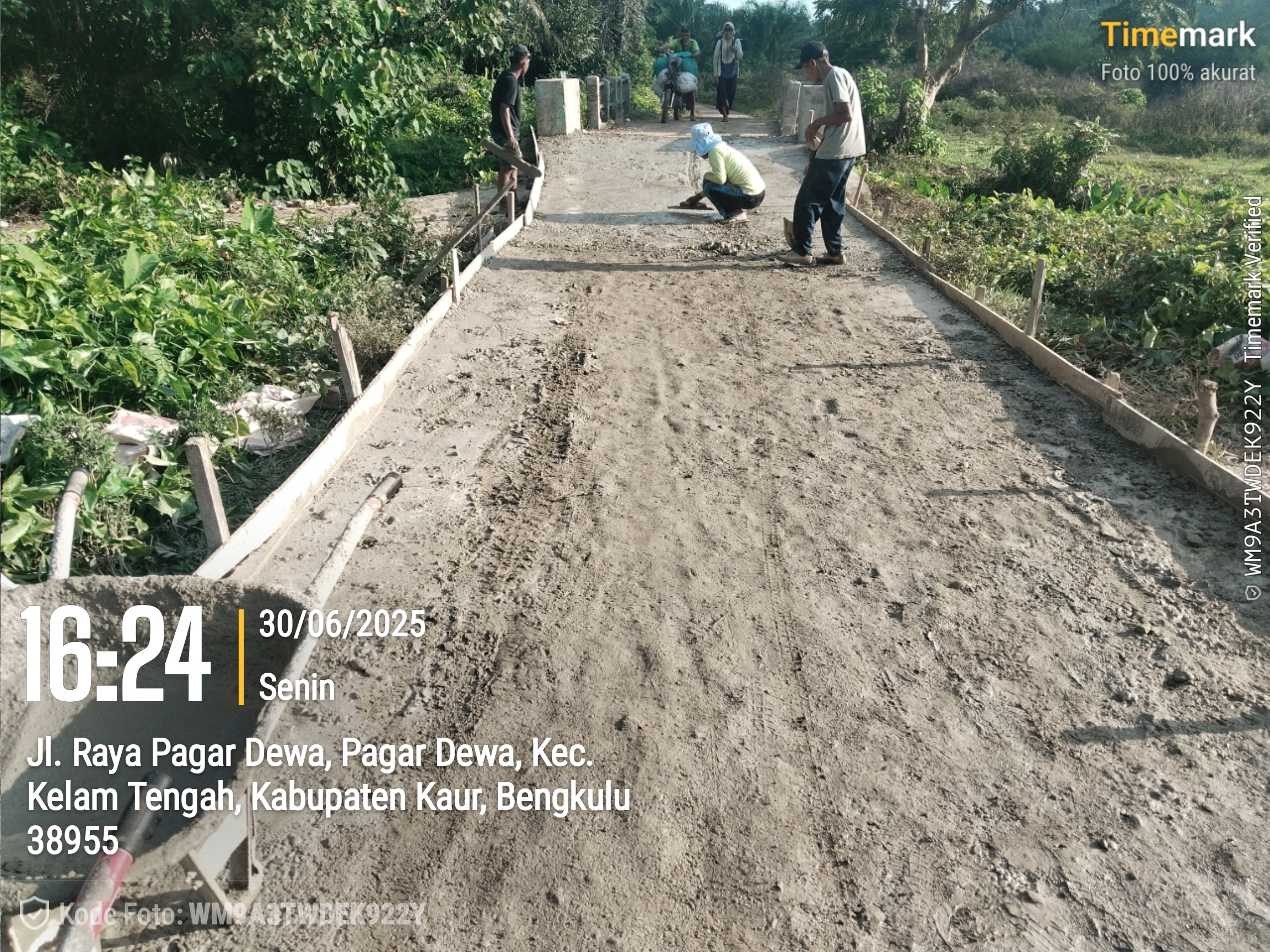 Desa Pagar Dewa
