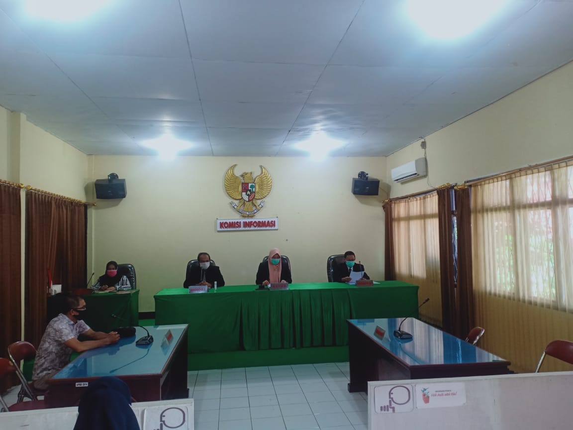 Hukum